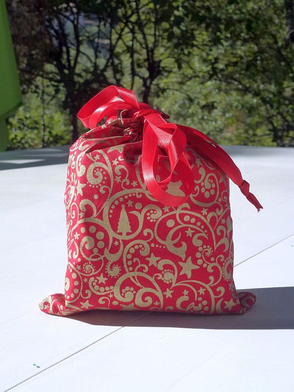 Découvrez les emballages cadeaux réutilisables de Maricolibri : une touche écoresponsable pour vos présents !