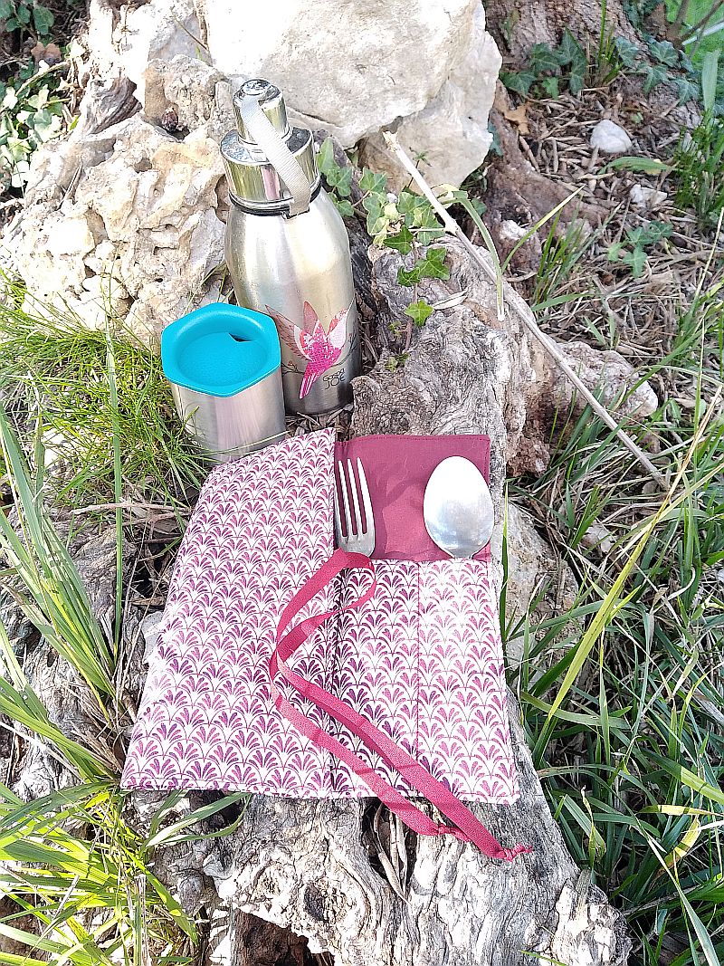 Le kit zéro déchet pour une balade (ce que je glisse dans mon sac)