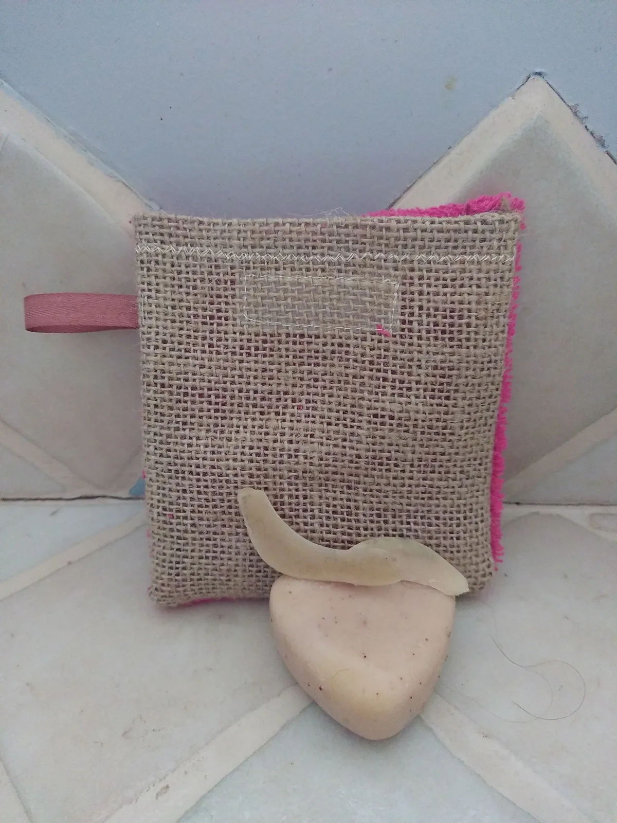 Gantounette rose/jute gommage sauvetage restes de savon – photo 1