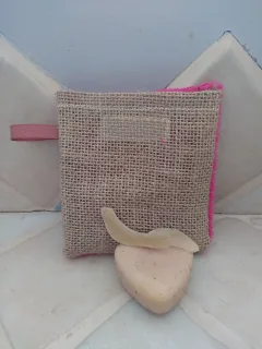 Gantounette rose/jute gommage sauvetage restes de savon miniature 1