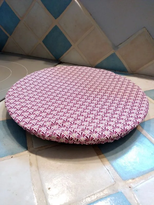 Couvre-plat grand modèle Eventails bordeaux