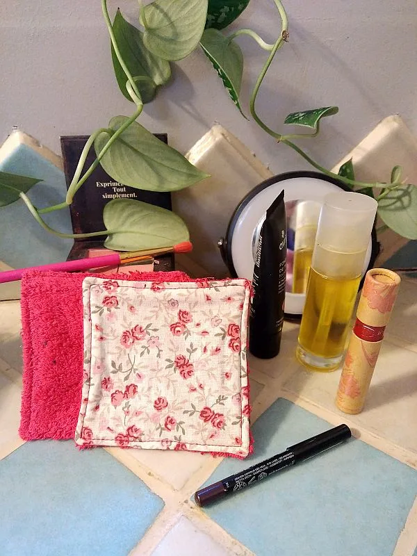 Lingettes démaquillantes lavables mini roses – photo 1