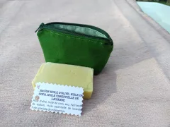 Pochette imperméable à savon verte miniature 3