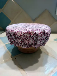 Couvre-plat petit modèle éventails bordeaux miniature 1