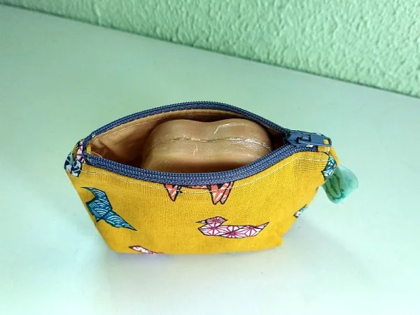 Pochette imperméable à savon Origami
