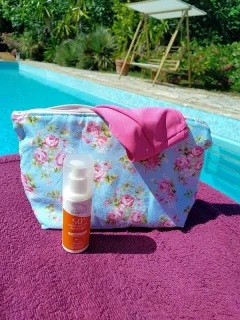 Coffret Trousse imperméable + pochette à livre Roses miniature 3