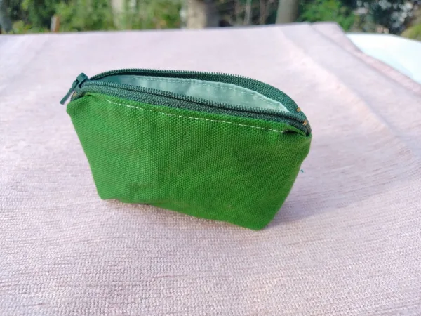 Pochette imperméable à savon verte