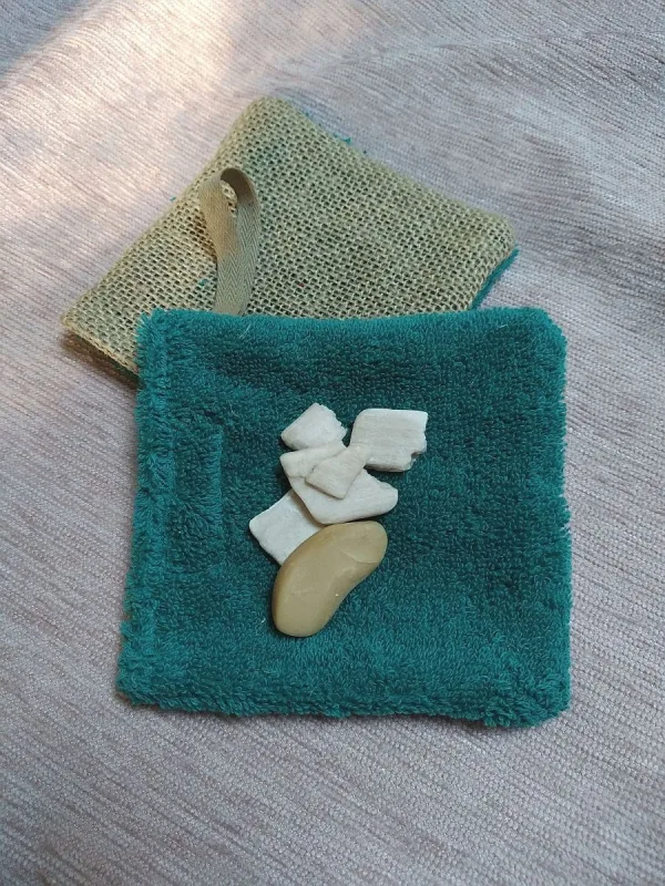 Gantounette verte/jute gommage sauvetage restes de savon