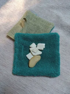 Gantounette verte/jute gommage sauvetage restes de savon miniature 1