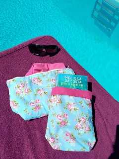 Coffret Trousse imperméable + pochette à livre Roses miniature 2